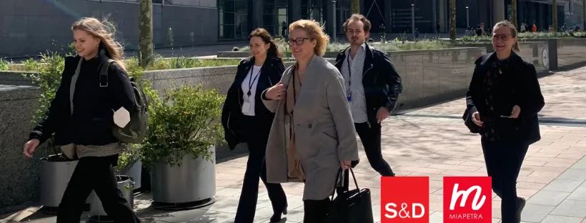 Hae kotimaan avustajaksi MEP Kumpula-Natrin tiimiin!