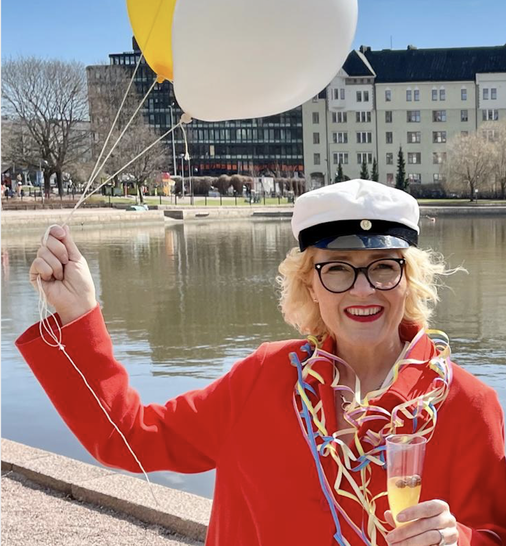 Vappua juhliva työväki valmis tekoälyyn?