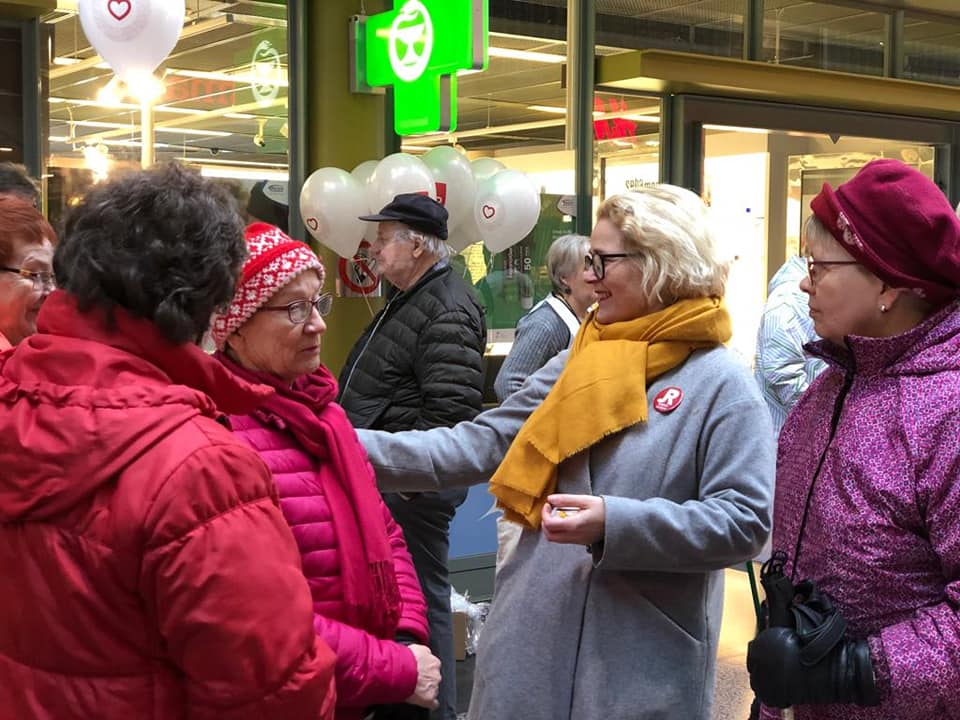Yhteydenpitokirje: Terveiset maaliskuun ensimmäiseltä täysistuntoviikolta!